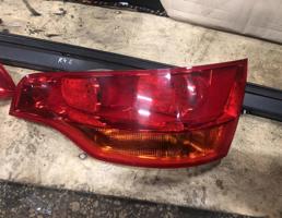 Фонарь задний правый для Audi Q7 (4L)  2005 - 2009  запчасти бу