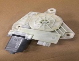 Мотор стеклоподъемника для Mercedes-Benz W213 E-classe  запчасти бу