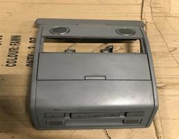 Плафон салонный для Volkswagen Touareg 7L 2002-2006  запчасти бу
