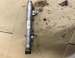 Рампа топливная для Audi A3 (8V) 2016-2019 рестайлинг  запчасти бу