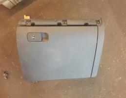 Бардачок для Volkswagen Jetta 2011-2015  запчасти бу