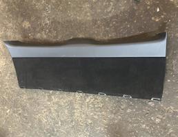 Обшивка крышки багажника для Mercedes-Benz W213 E-classe  запчасти бу