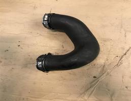 Патрубок интеркулера для Volkswagen Touareg 7L 2007-2010  запчасти бу