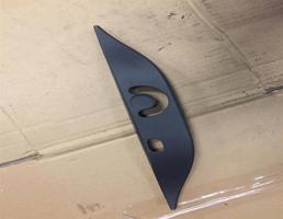 Облицовка крышки багажника для Volkswagen Touareg 7L 2007-2010  запчасти бу