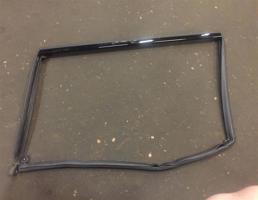 уплотнитель стекла двери задний левый для Land Rover Range Rover Evoque 2011>  запчасти бу