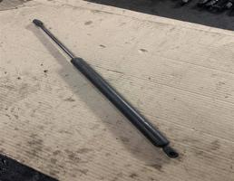 Амортизатор крышки багажника для Volkswagen Sharan 2000-2006  запчасти бу