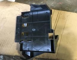 Кронштейн усилителя звука для Audi Q5 (8R) 2012-2017 рестайлинг  запчасти бу