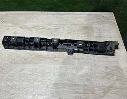 Кронштейн порога для BMW 5-серия F10/F11 2009>  запчасти бу