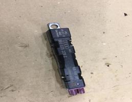 Усилитель антенны для Audi Q5 (8R) 2009-2012  запчасти бу