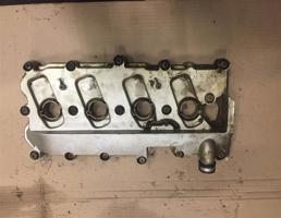 Крышка клапанная (ГБЦ) для Audi Q7 (4L)  2005 - 2009  запчасти бу