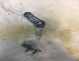 Петля багажника правая для Mercedes-Benz W292 C292 GLE Coupe 2015-2019  запчасти бу