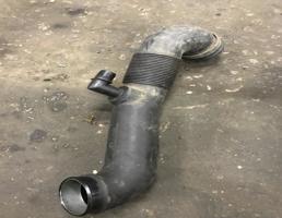 Патрубок для Volkswagen Transporter T5 2003-2009  запчасти бу