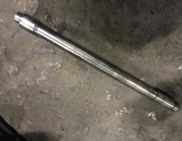 Вал балансирный для Volkswagen Touareg 7L 2007-2010  запчасти бу