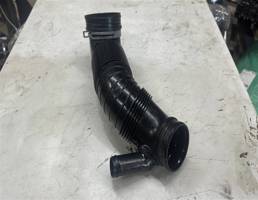 Патрубок воздушного фильтра для Volkswagen Tiguan 2007-2011  запчасти бу