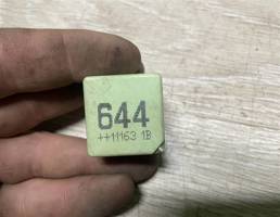 Реле 644 для Volkswagen Golf VI 2009-2012  запчасти бу