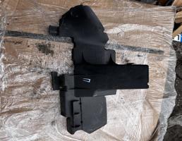 Воздуховод радиатора правый для Volkswagen Touareg 7L 2002-2006  запчасти бу