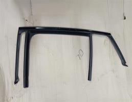 уплотнитель стекла двери задний левый для Mercedes-Benz W253 X253 GLC coupe 2015-  запчасти бу