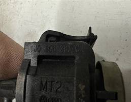 Клапан вакуумный для Volkswagen Touareg 7L 2002-2006  запчасти бу