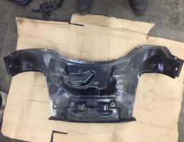 Водоотводящий короб ДВС для Audi Q7 (4L)  2005 - 2009  запчасти бу