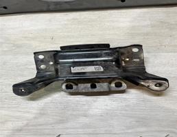 Опора двигателя для Skoda Octavia (A7) 2013-2017  запчасти бу