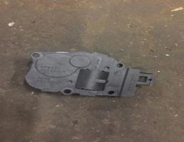 Мотор заслонки печки для Audi A5/S5 Coupe (8T) 2007-2011  запчасти бу