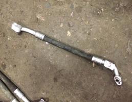 Трубка кондиционера для Audi Q7 (4L)  2005 - 2009  запчасти бу