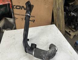 Патрубок интеркулера для Volkswagen Passat (B7) 2011-2015  запчасти бу