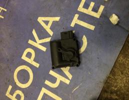 Мотор заслонки печки для Audi A6 (C6 4F) 2005-2008  запчасти бу