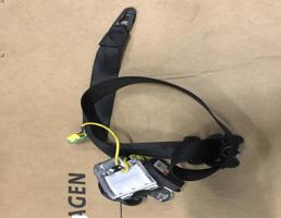 Ремень безопасности с пиропатроном для Volkswagen Touareg 7L 2007-2010  запчасти бу