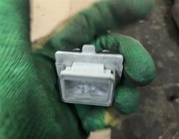 Фонарь подсветки номера для Mercedes-Benz W205 C-classe 2014-2018  запчасти бу