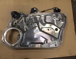 Стеклоподъемник передний правый для Mercedes-Benz W218 C218 CLS 2010-2017  запчасти бу