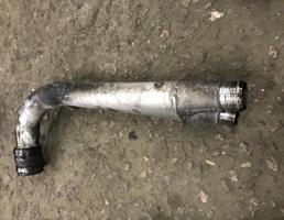 Патрубок интеркулера для Volkswagen Touareg 7L 2007-2010  запчасти бу