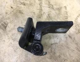 Петля двери задней правой нижняя для Skoda Octavia (A5 1Z-) 2004-2009  запчасти бу
