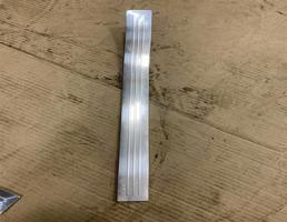 Накладка порога (внутренняя) для Mercedes-Benz W221 S-Klasse S221 2005-2009  запчасти бу