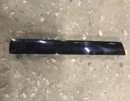 Декоративная накладка обшивки двери для Volkswagen Touareg NF 2010 -2014  запчасти бу