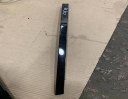 Направляющая стекла двери для Mercedes-Benz W204 C-classe 2006-2011  запчасти бу