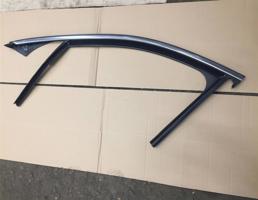 уплотнитель стекла двери передний левый для Mercedes-Benz W205 C-classe 2014-2018  запчасти бу