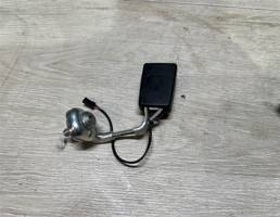 Замок ремня безопасности для BMW 5-серия F10/F11 2009>  запчасти бу