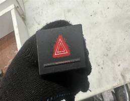 Кнопка аварийной сигнализации для Volkswagen Touareg 7L 2002-2006  запчасти бу