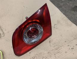 Фонарь задний внутренний правый для Volkswagen Passat (B6) 2005-2010  запчасти бу
