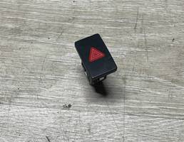 Кнопка аварийной сигнализации для Volkswagen Golf VI 2009-2012  запчасти бу