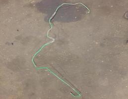 Трубка пластиковая для Audi Q7 (4L)  2005 - 2009  запчасти бу