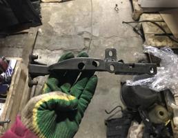 Кронштейн передней панели для Volkswagen Touareg 7L 2002-2006  запчасти бу