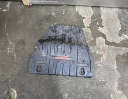 Защита для Skoda Octavia (A7) 2013-2017  запчасти бу