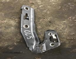 Петля капота левая для Audi A6 (C6 4F) 2005-2008  запчасти бу