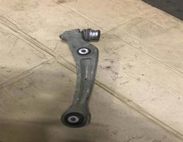 Рычаг передний нижний левый для Audi A6 (C7 4G)2011-2014  запчасти бу