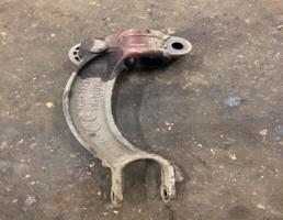 Кронштейн амортизатора для Audi A6 (C7 4G)2011-2014  запчасти бу