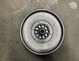 Маховик для Audi A6 (C7 4G)2011-2014  запчасти бу