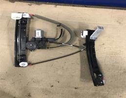 Стеклоподъемник передний правый для Jaguar XJ 4 X351 351 2009-2015  запчасти бу