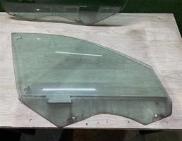 Стекло двери передней правой для BMW 5-серия F10/F11 2009>  запчасти бу